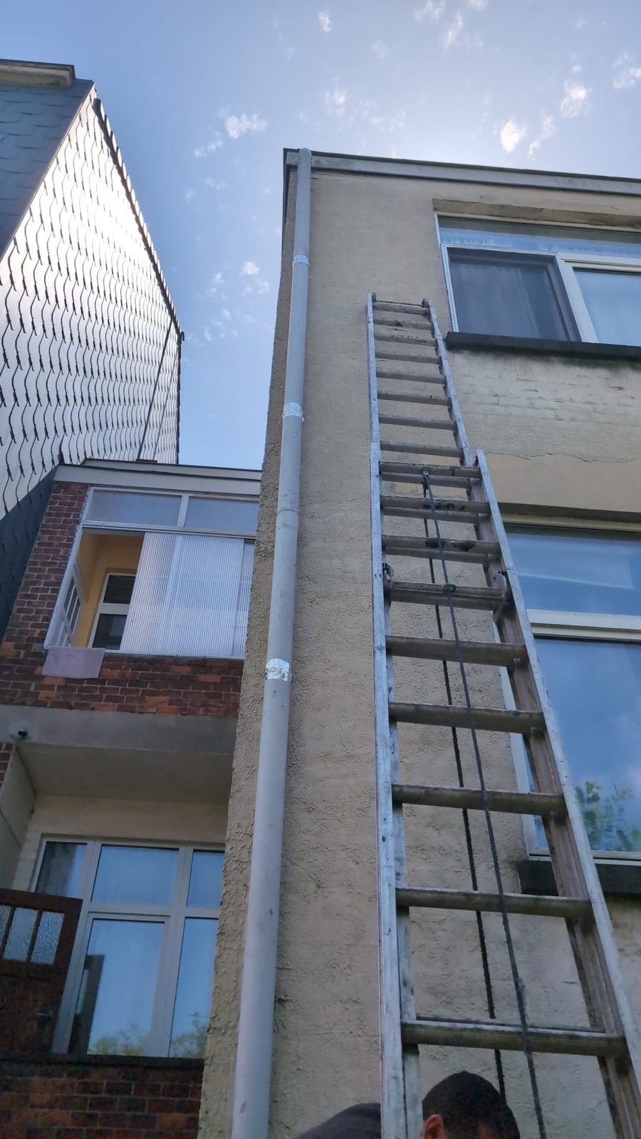 Échelle de 12M à Louer, Bricolage & Construction, Échelles & Escaliers, Comme neuf, Échelle, Enlèvement