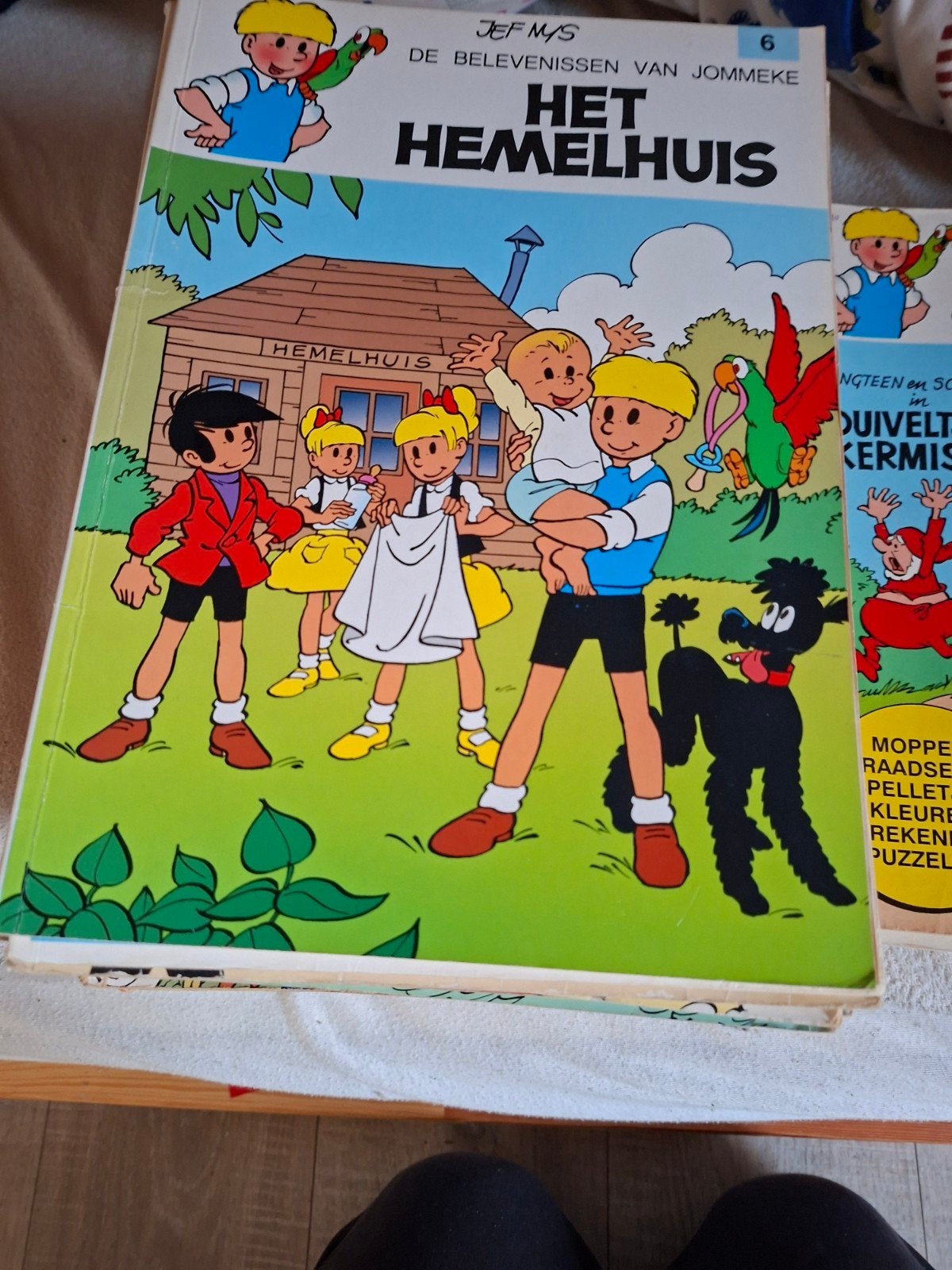 pakket stripverhalen Jommeke, Kiekeboe,..., Boeken, Meerdere stripboeken, Ophalen, Gelezen