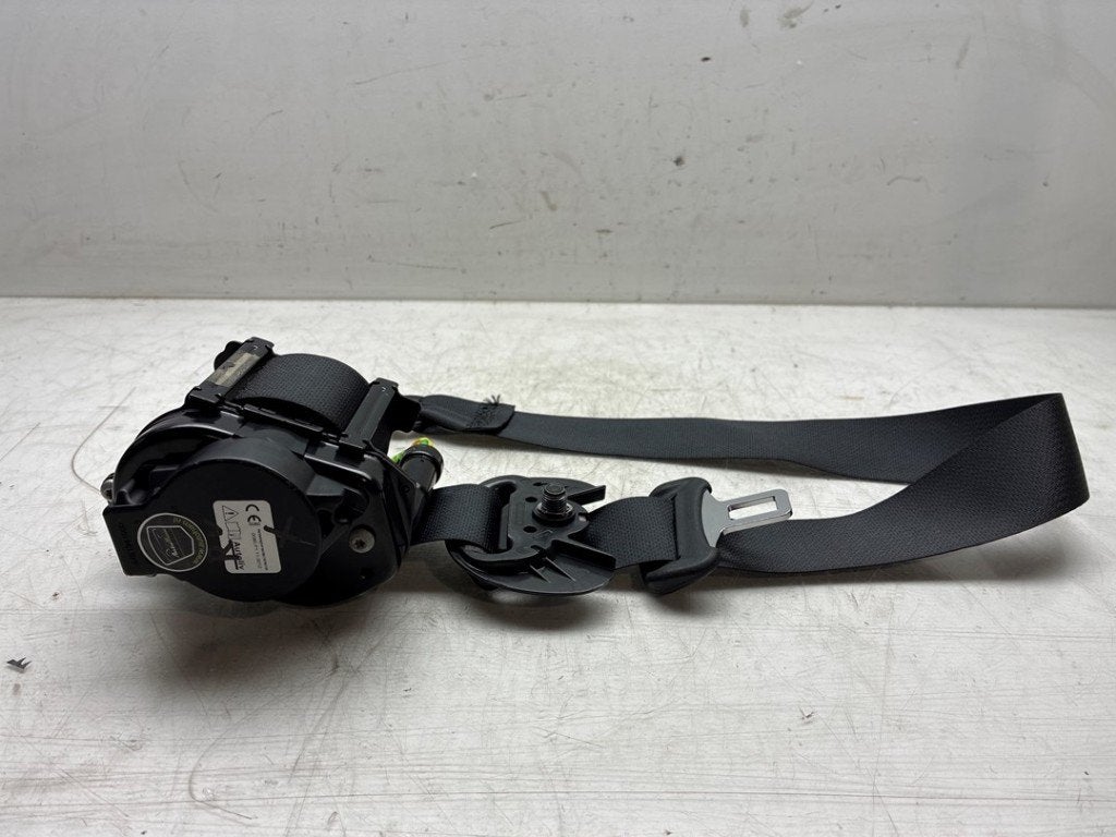 CEINTURE DE SECURITE AVANT DROIT Hyundai i20 (BC3), Hyundai Motor Deutschland GmbH, Kaiserleipromenade 5
63067  Offenbach am Main, DE