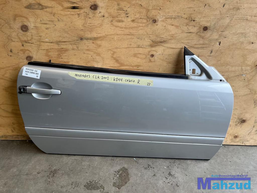 MERCEDES CLK W208 Zilver 744 rechts deur portier 1996-2002, Mercedes-Benz AG, Mercedes-Benz, Utilisé, Mercedesstrasse 120
70372  Stuttgart, DE