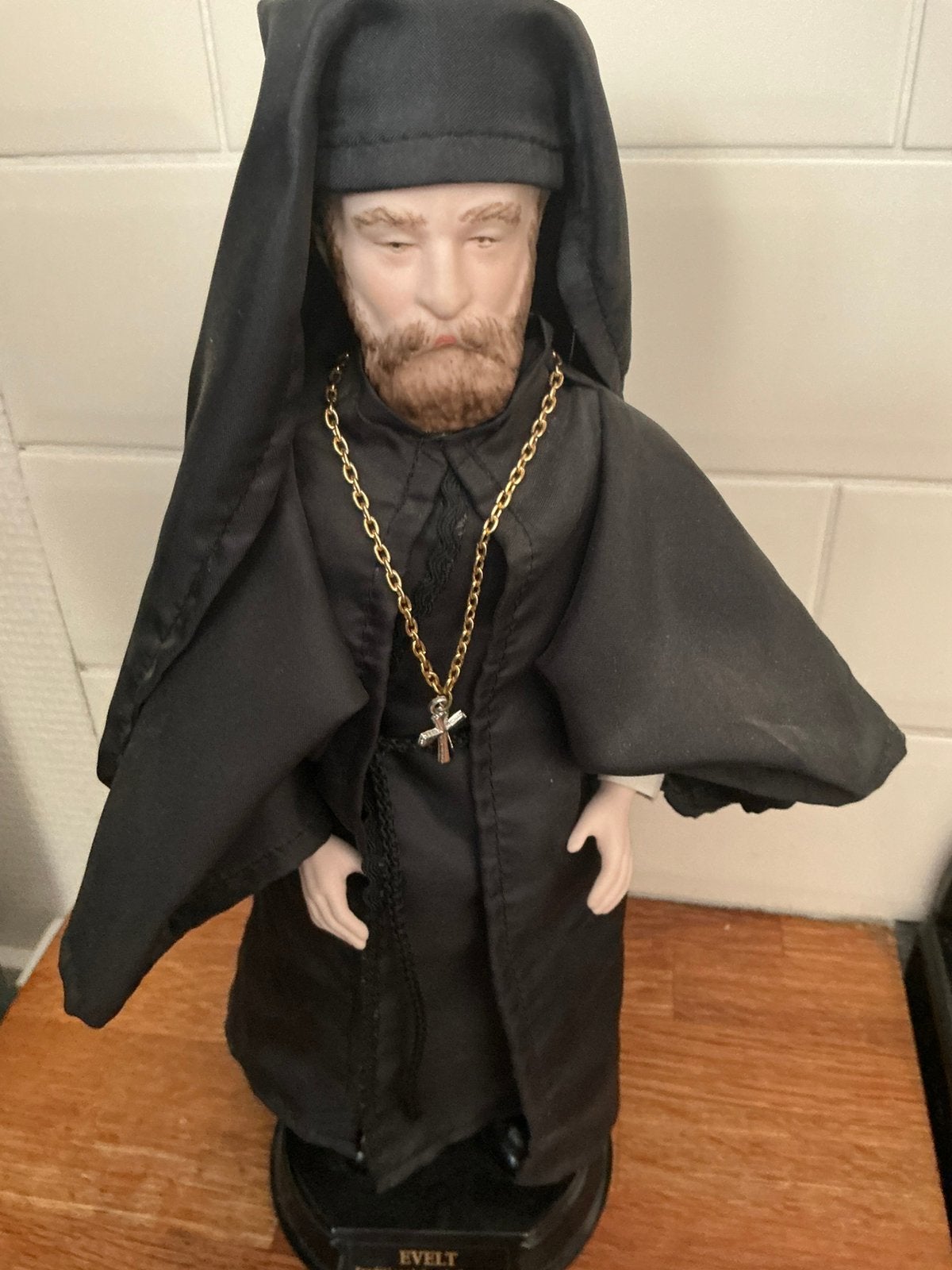 Vintage EVELT Porseleinen Pop – Grieks-Orthodoxe Priester., Antiek en Kunst, Ophalen
