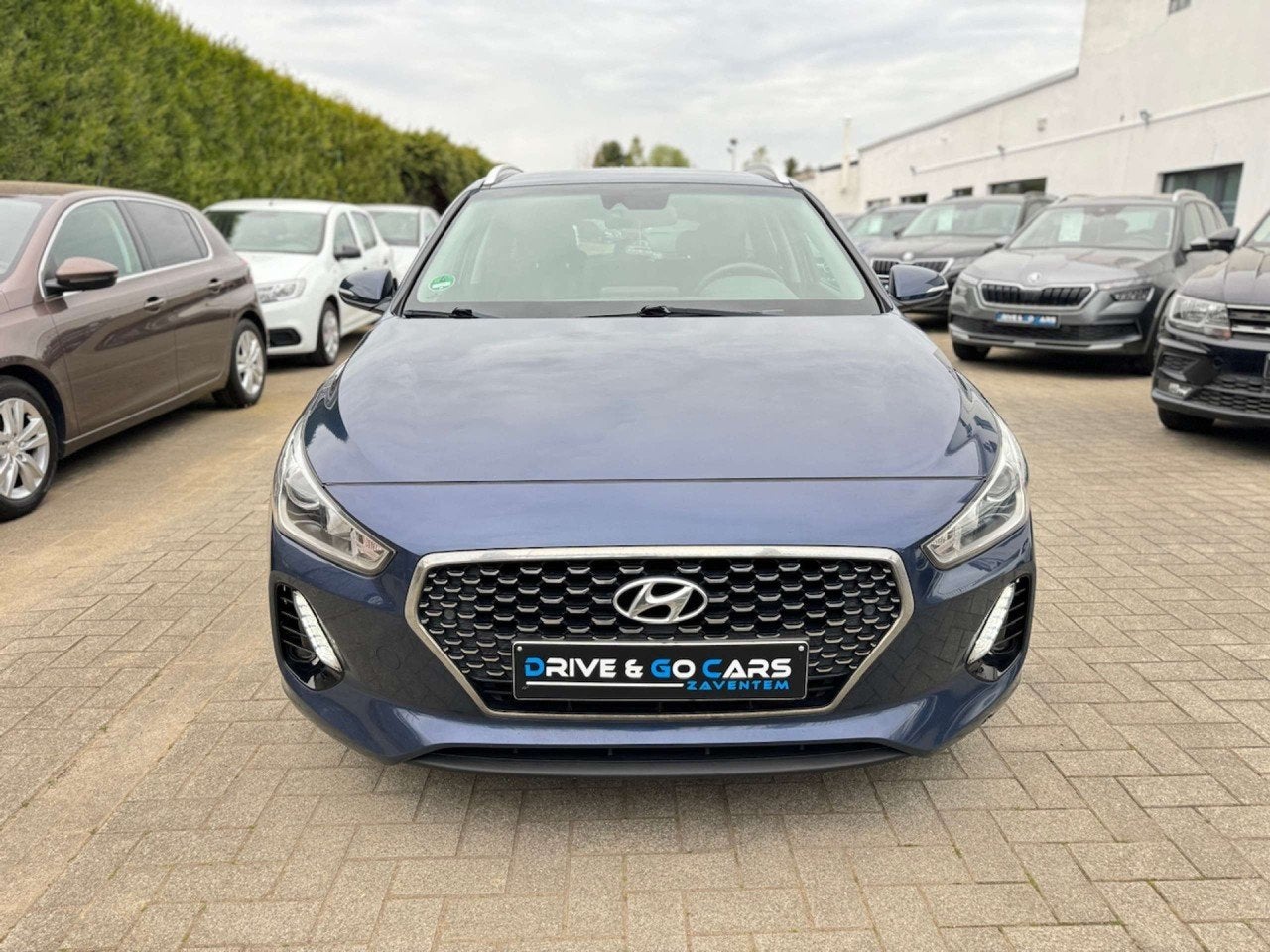 Hyundai i30 1.0 T-GDi Sky - CarPlay * 1 JAAR GARANTIE * !, Autos, https://public.car-pass.be/vhr/e101b1a4-3dc5-4777-b2f9-23d5c090f643