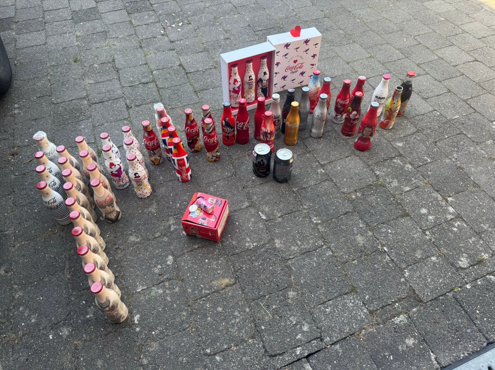 Collection Coca-Cola collector – Plus de 40 bouteilles, Ophalen, Zo goed als nieuw