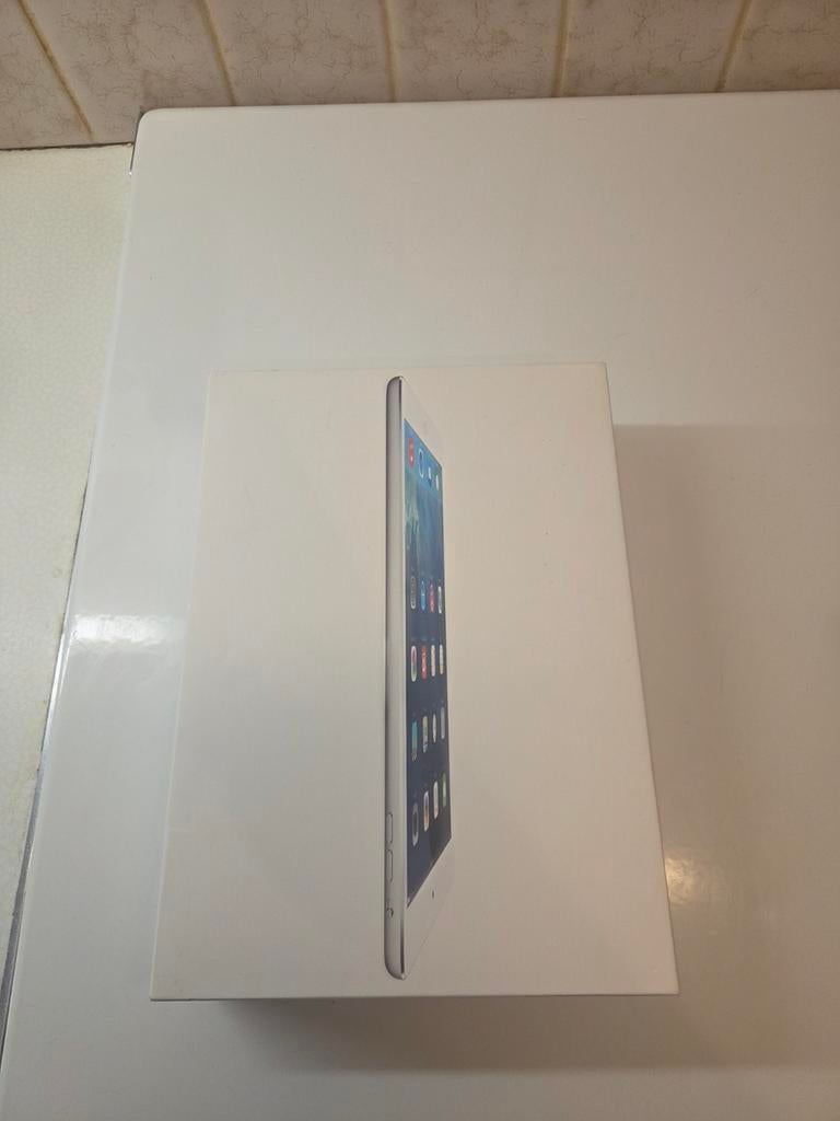Ipad air 16GB, Informatique & Logiciels, Apple iPad Tablettes, Gris, Enlèvement ou Envoi, Apple iPad Air, Comme neuf
