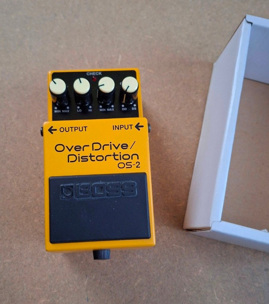 Boss OS-2 Overdrive/Distortion + Cry Baby Wah, Muziek en Instrumenten, Effecten, Ophalen, Zo goed als nieuw, Distortion, Overdrive of Fuzz