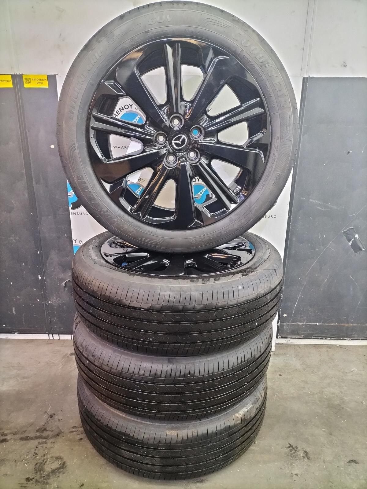 Mazda CX80 2025 Zomerset  235/50 20 Goodyear, Autos : Pièces & Accessoires, Pneus & Jantes, Pneus et Jantes, Véhicule de tourisme