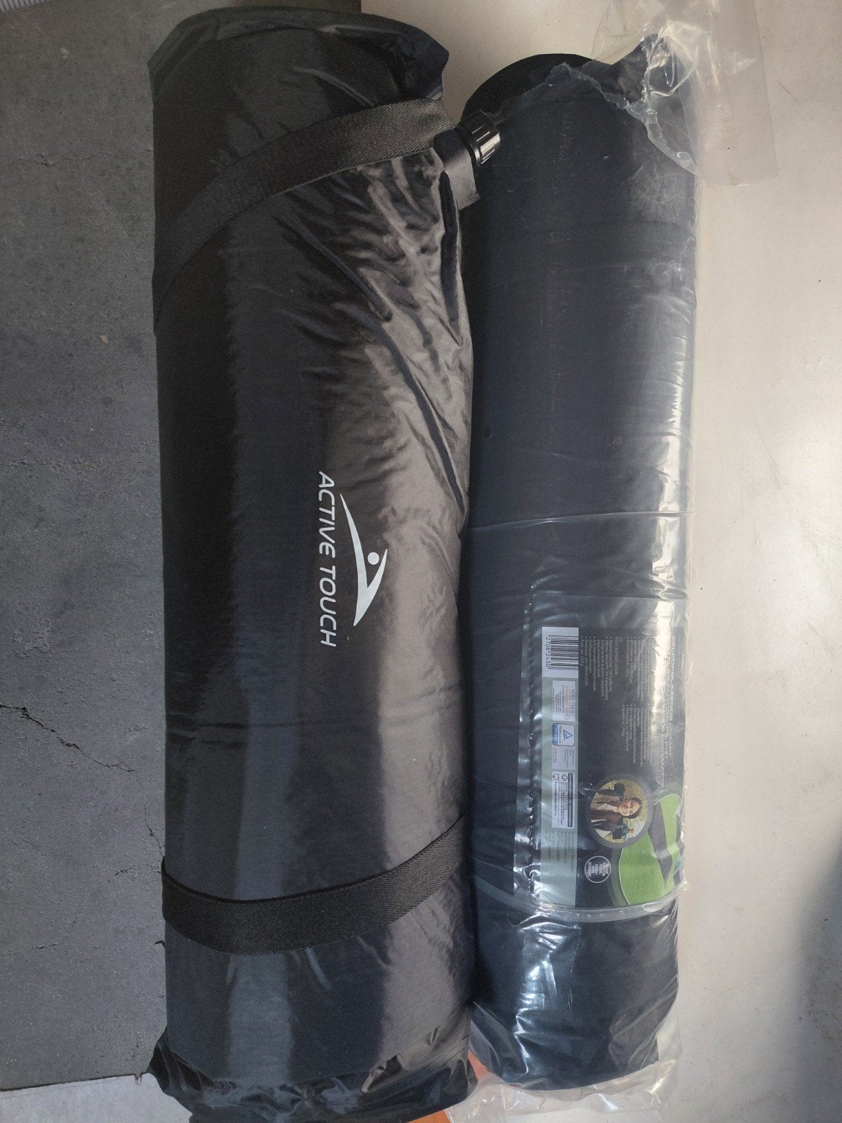 2 zelfopblaasbare matras (NIEUW), Ophalen