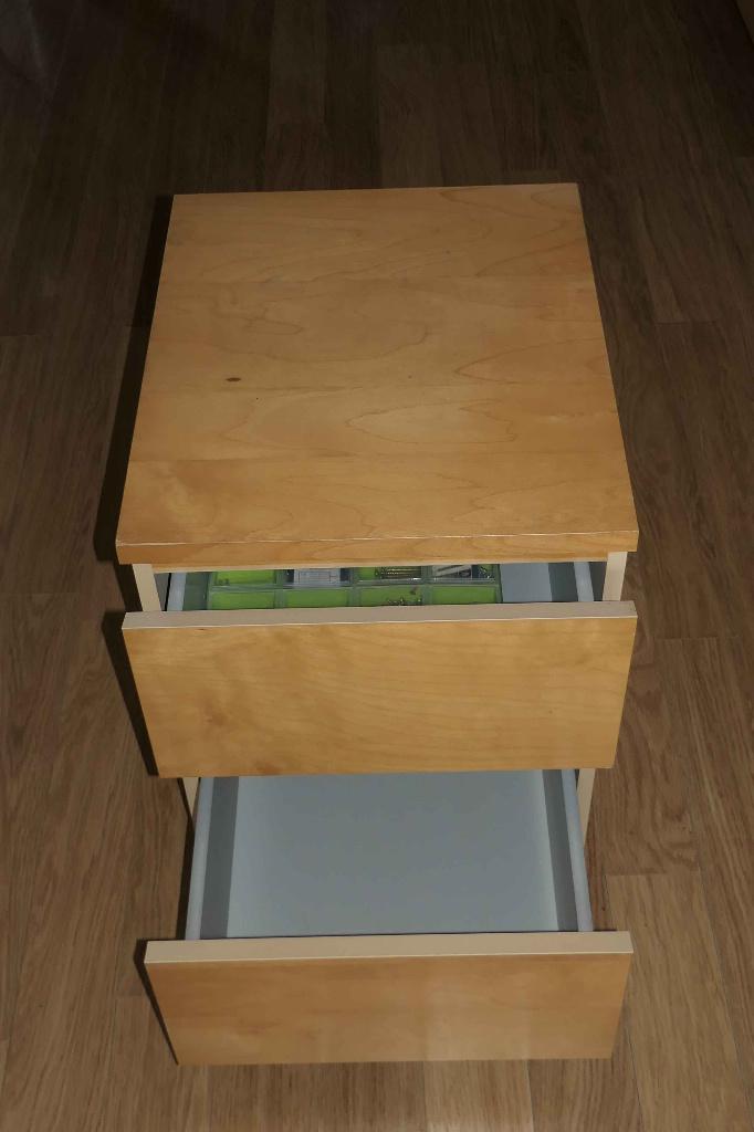 Commode Malm 2 tiroirs, Maison & Meubles, 1 ou 2 tiroirs, Enlèvement, Utilisé, Moins de 100 cm