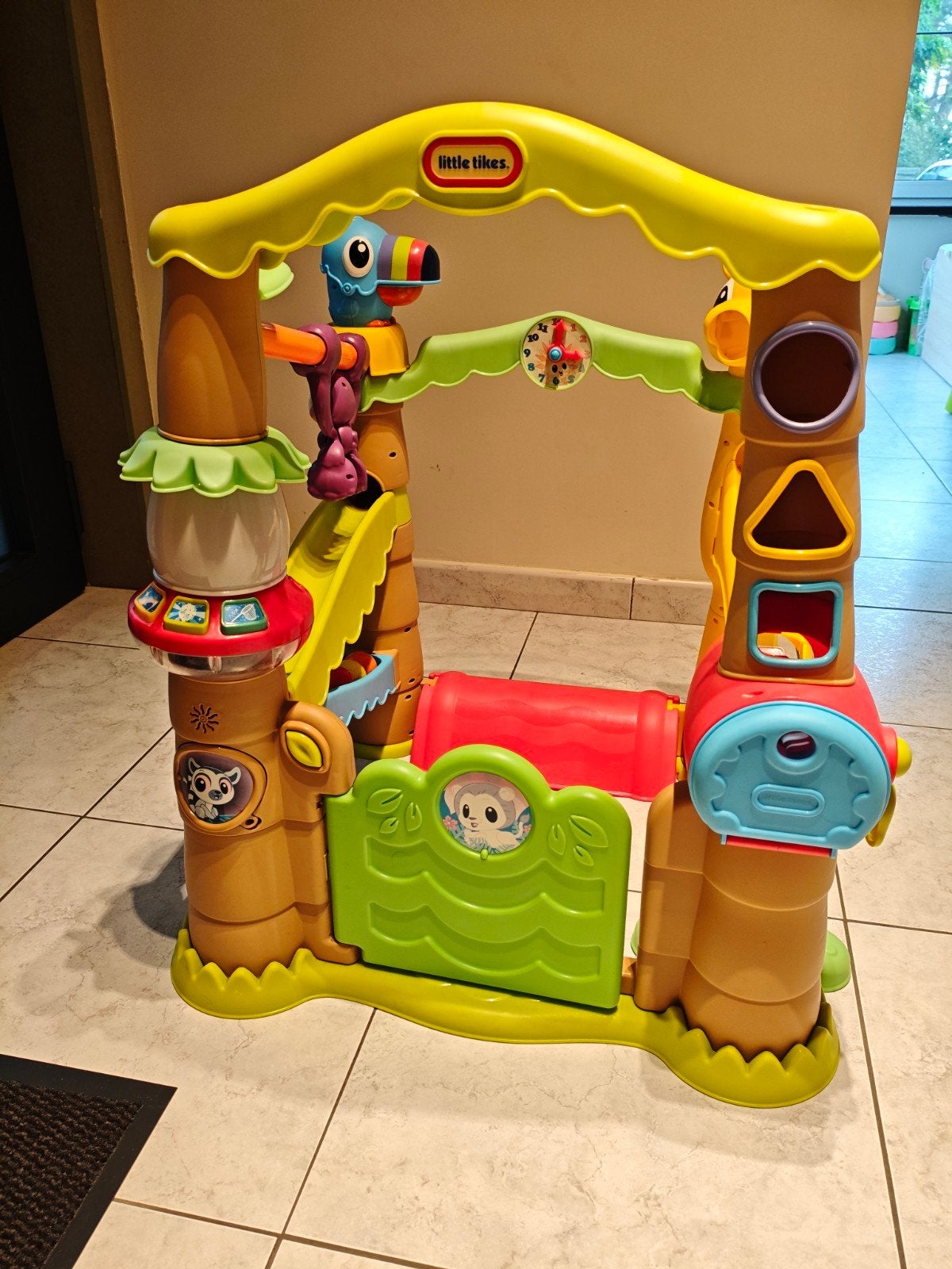 Little Tikes jungle, Ophalen, Zo goed als nieuw, Ontdekken, Met licht