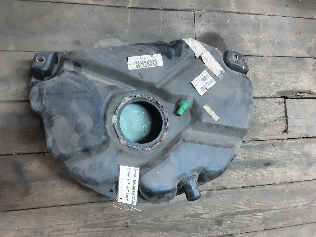 RESERVOIR CARBURANT Volkswagen Passat Variant 4Motion (3B6), Autos : Pièces & Accessoires, Volkswagen, Volkswagen AG, Utilisé