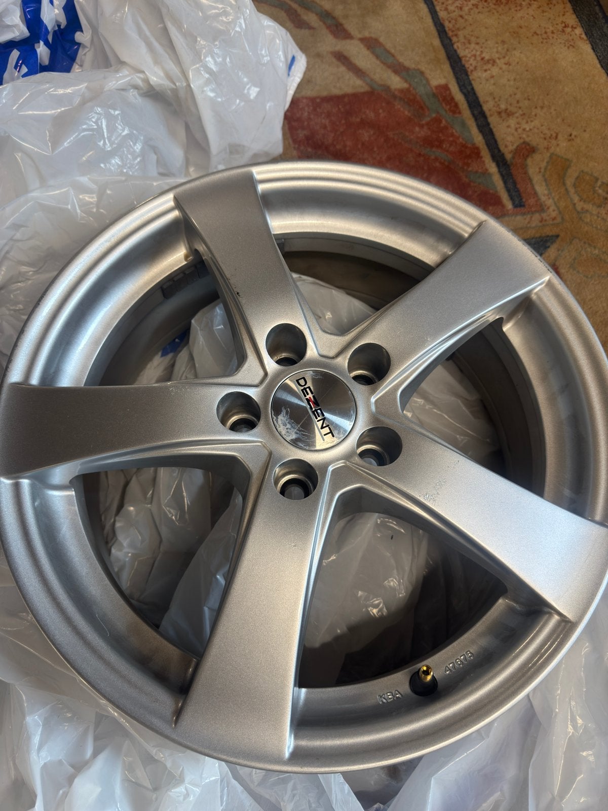 Set Dezent velgen zilver – 16 inch ZO SNEL MOGELIJK WEG !!, Auto diversen, Wieldoppen, Ophalen, Zo goed als nieuw