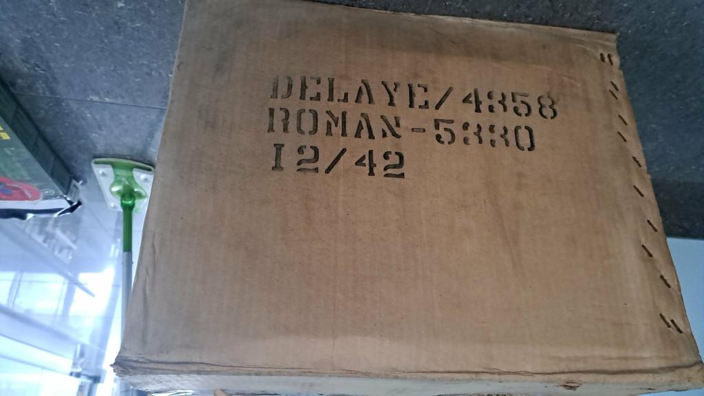 UNIEK  57-delig Chodziez "Roman" Servies NIEUW IN DOOS, Antiek en Kunst, Ophalen