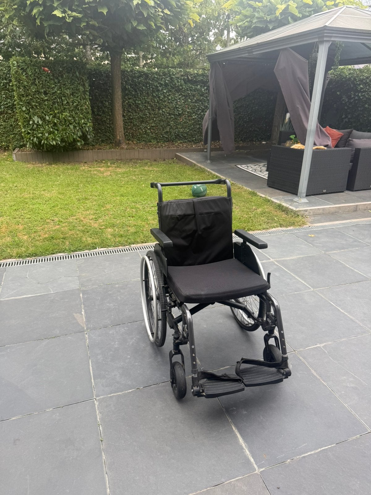 Rolstoel, Ophalen, Zo goed als nieuw