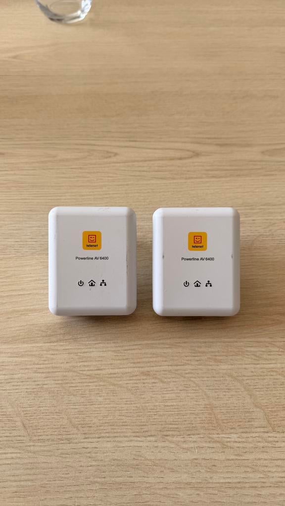 2 x Telenet powerline AV6400, Ophalen of Verzenden, Gebruikt