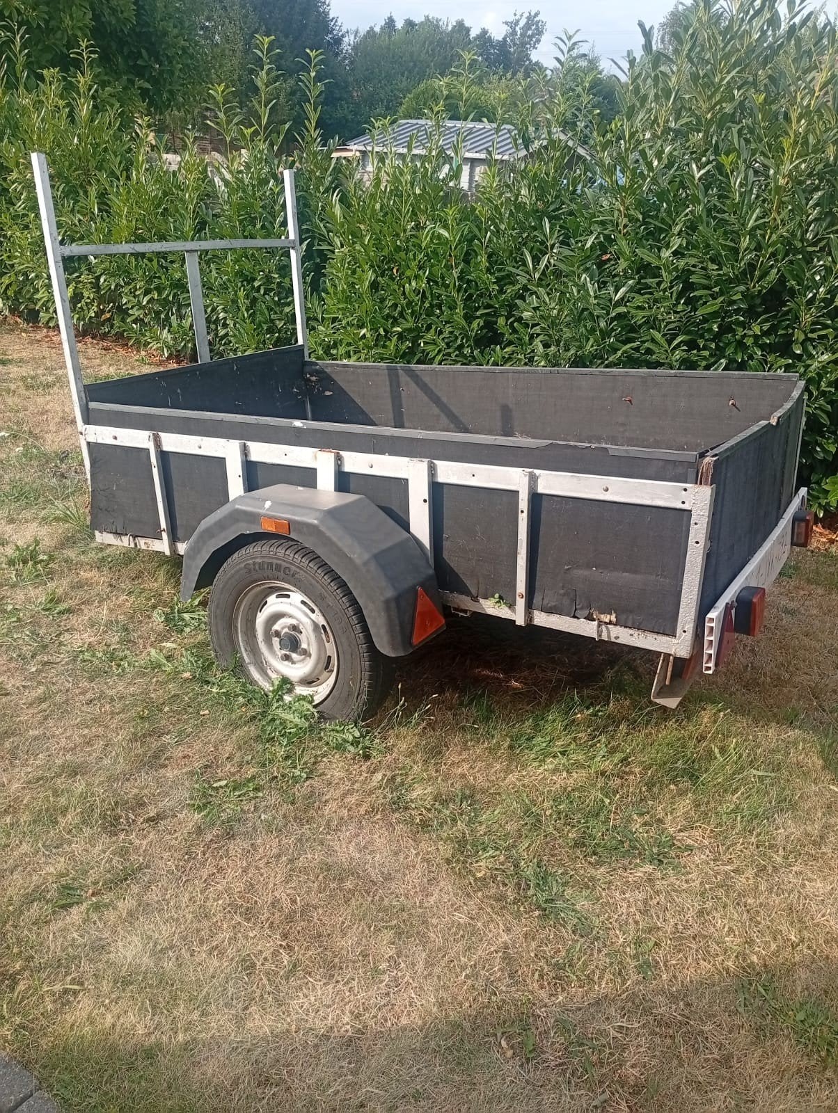 Aanhangwagen remork, Enlèvement