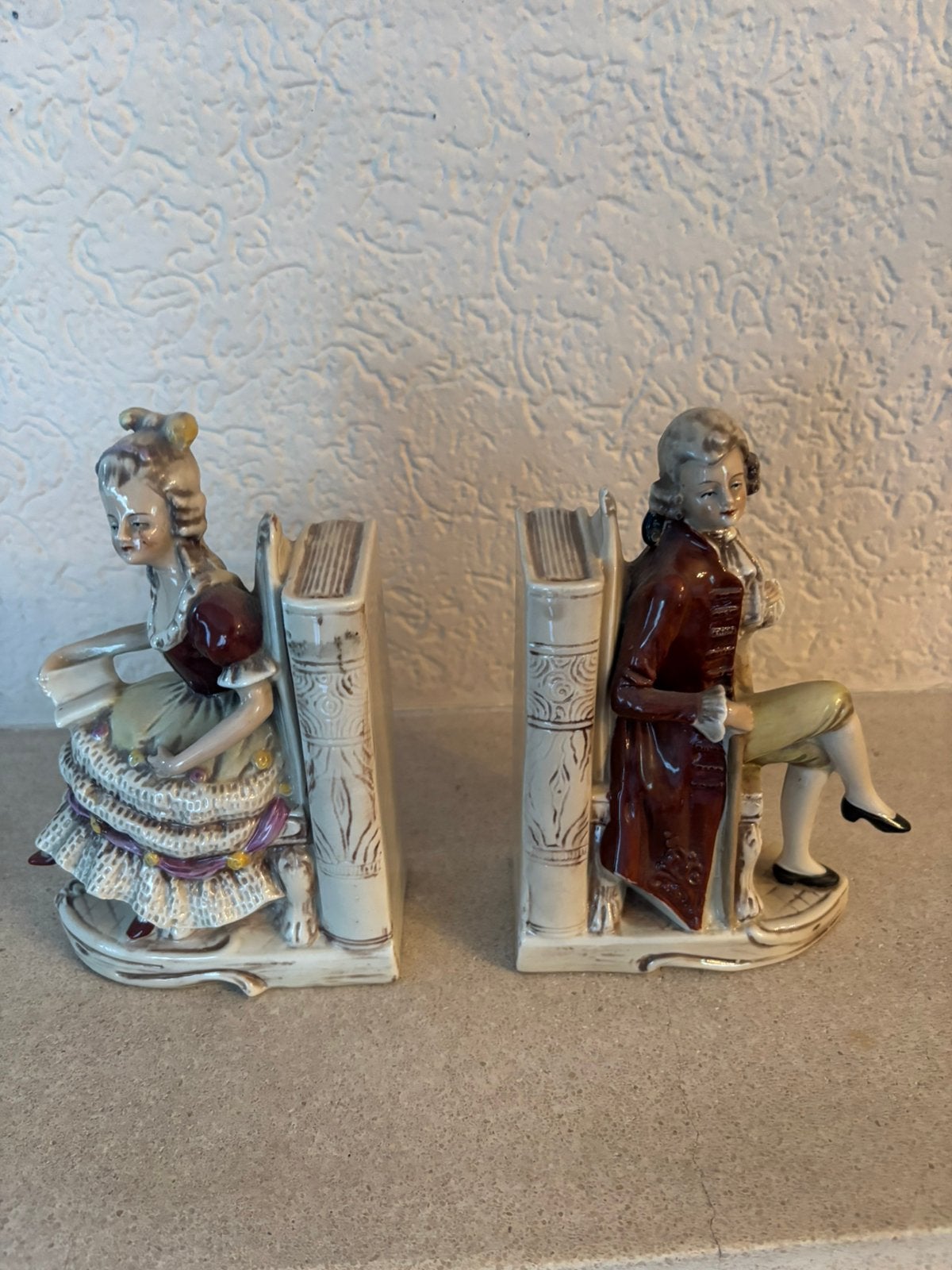 Boekensteunen porselein, Antiek en Kunst, Ophalen