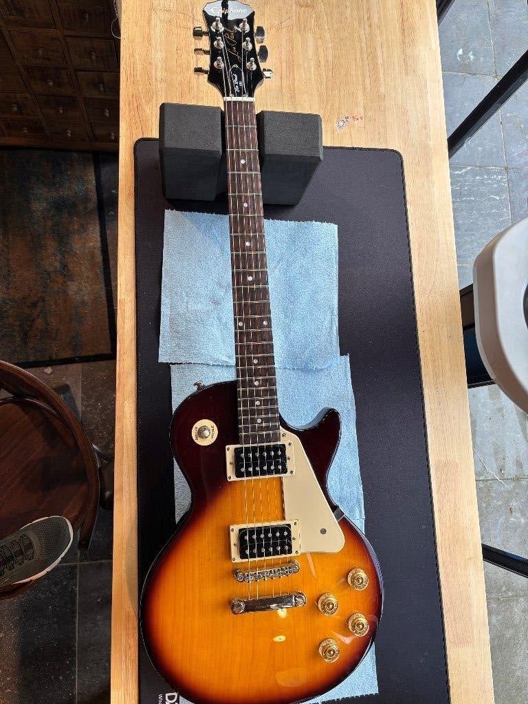 Epiphone Les Paul 100, Musique & Instruments, Enlèvement, Comme neuf, Solid body, Epiphone