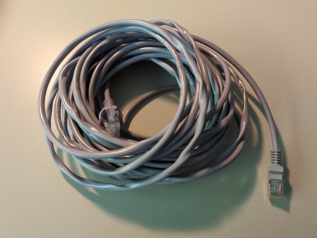 Patch cable kabel UTP cat5e 4 pairs 10m, Computers en Software, Ophalen, Zo goed als nieuw