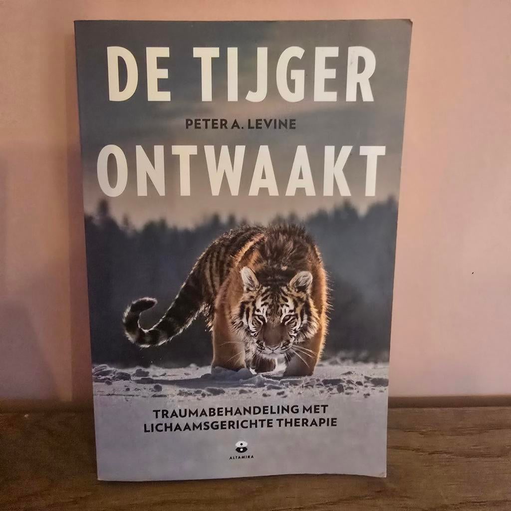 Peter A. Levine - De tijger ontwaakt, Livres, Science, Enlèvement ou Envoi