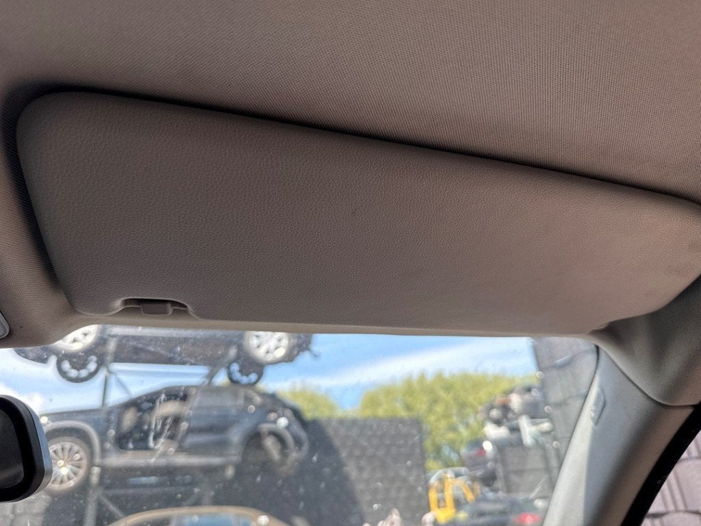 ZONNEKLEP BMW 3 serie (E90) (|51167252008|), Auto-onderdelen, Gebruikt, BMW, Petuelring 130
80809  München, DE, Bayerische Motoren Werke AG