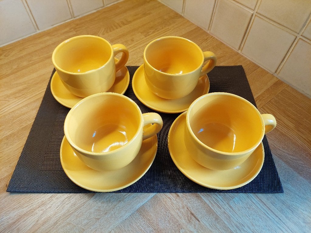Tasse à soupe avec poignée plaque inférieure-4 pièces-neuve, Enlèvement ou Envoi, Neuf, Céramique, Tasse(s) et/ou soucoupe(s)