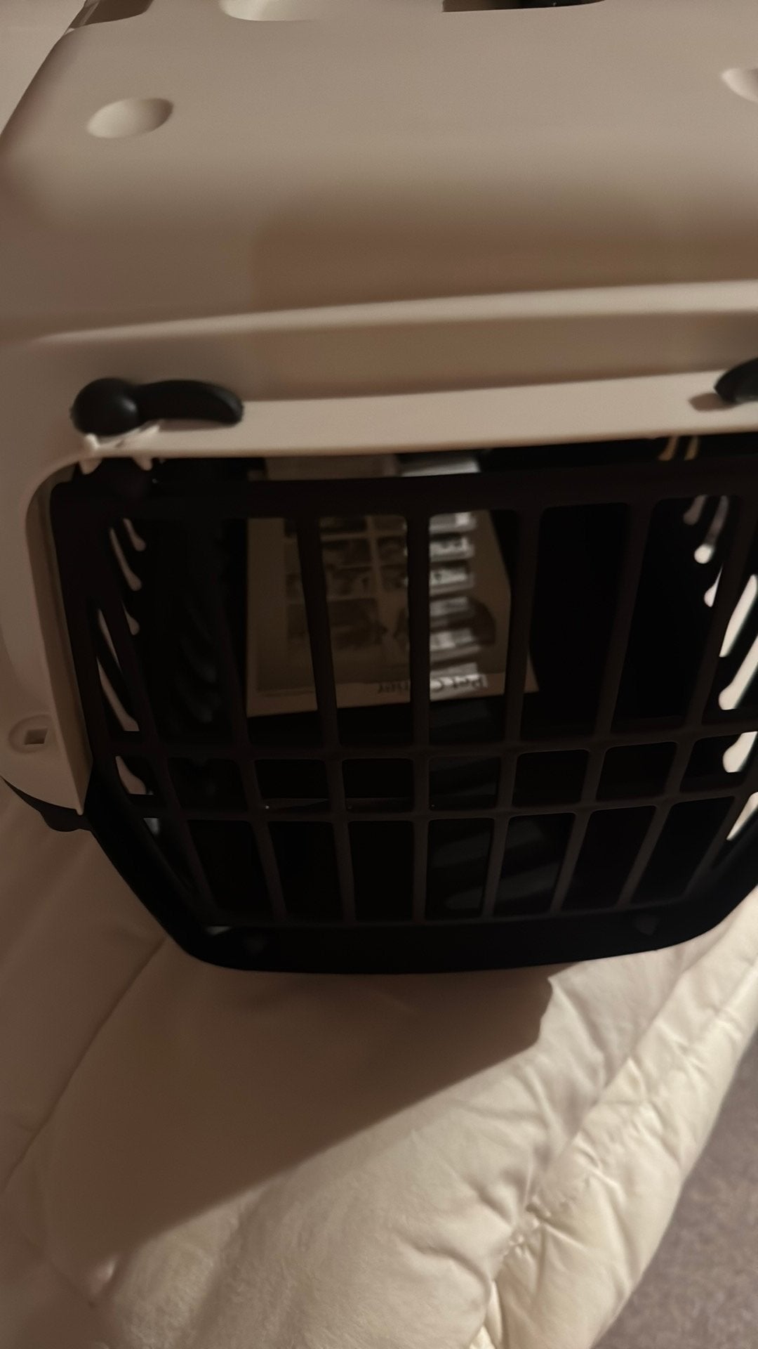 Kattenhuisje nieuw, Animaux & Accessoires, Boîtes de transport, Enlèvement, Comme neuf
