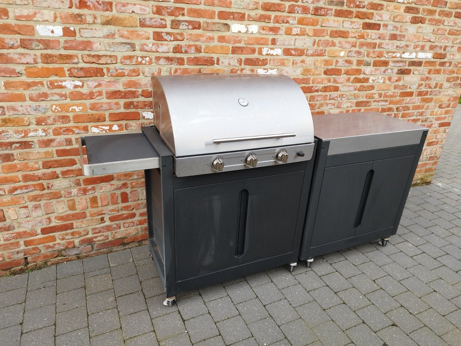 Barbecook, Enlèvement