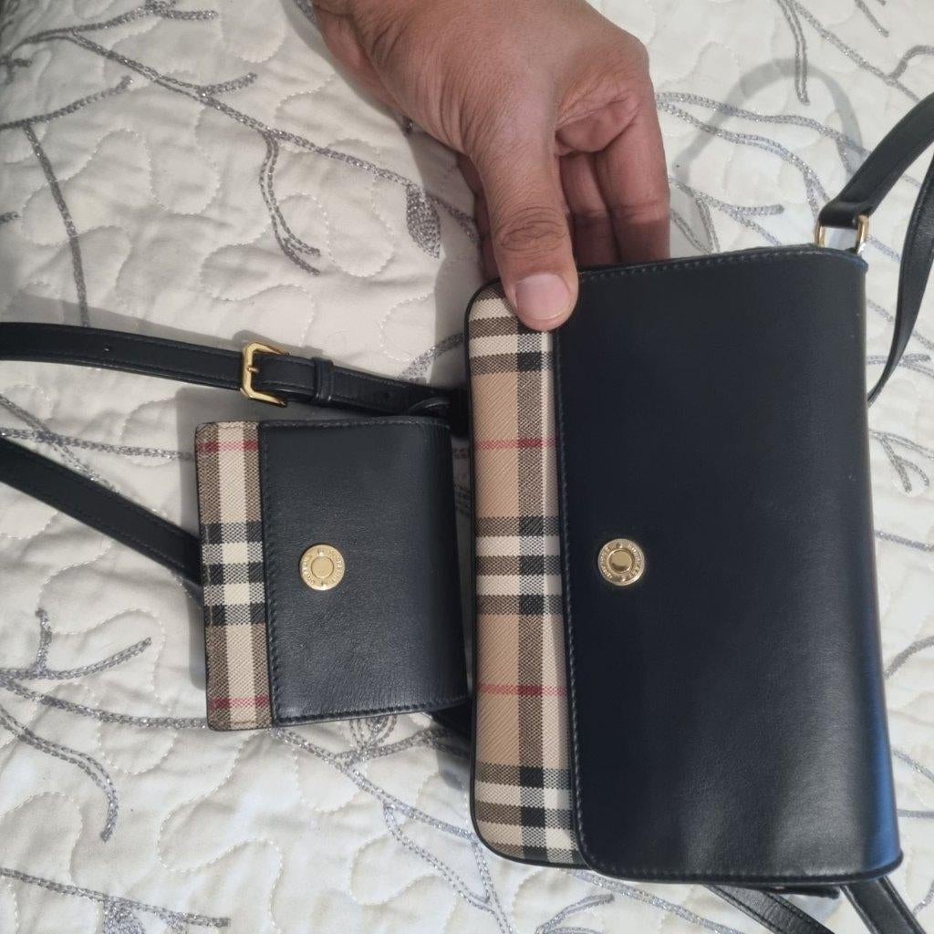 Burberry tas, Handtassen en Accessoires, Tassen | Damestassen, Ophalen, Zo goed als nieuw, Schoudertasje