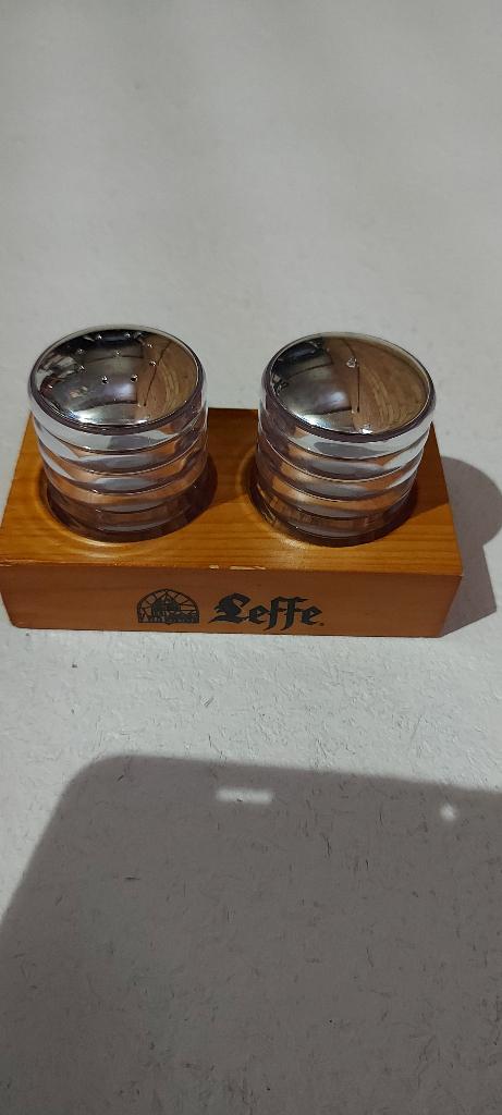 Peper- en zoutvat, Ophalen, Nieuw