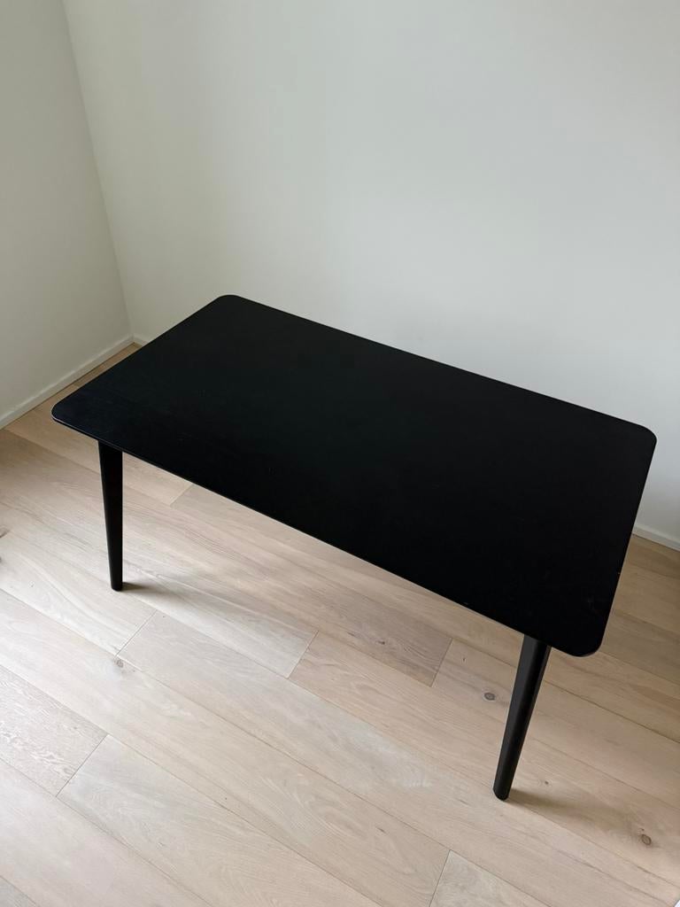 Zwarte Eettafel / Bureau - Ikea LISABO, Huis en Inrichting, Tafels | Eettafels, Gebruikt, 50 tot 100 cm, 100 tot 150 cm, Vier personen