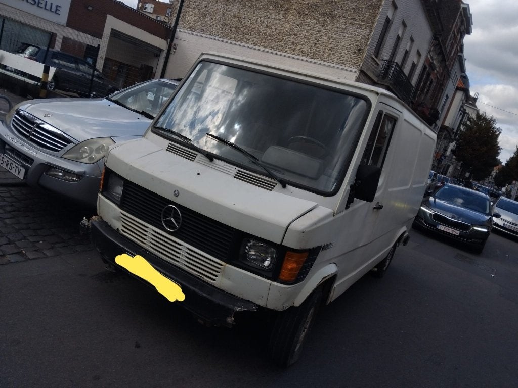 Mercedes 207, Auto's, 4 deurs, Overige modellen, 4 cilinders, Leder en Stof
