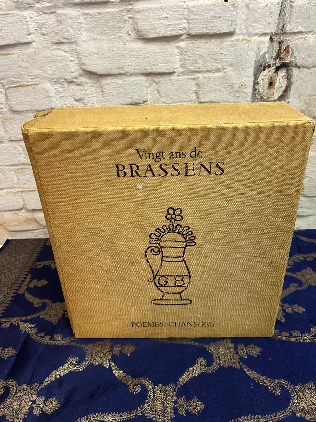 Georges Brassens boxset 20 jaar 11 vinylplaten + boek, Muziek en Instrumenten, Ophalen, Gebruikt