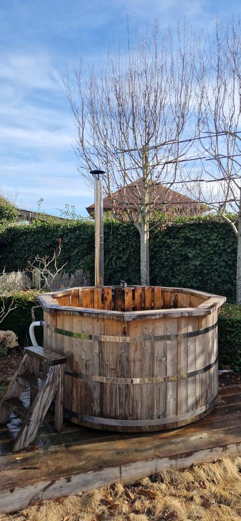 Scandinavische hottub, Ophalen, Zo goed als nieuw