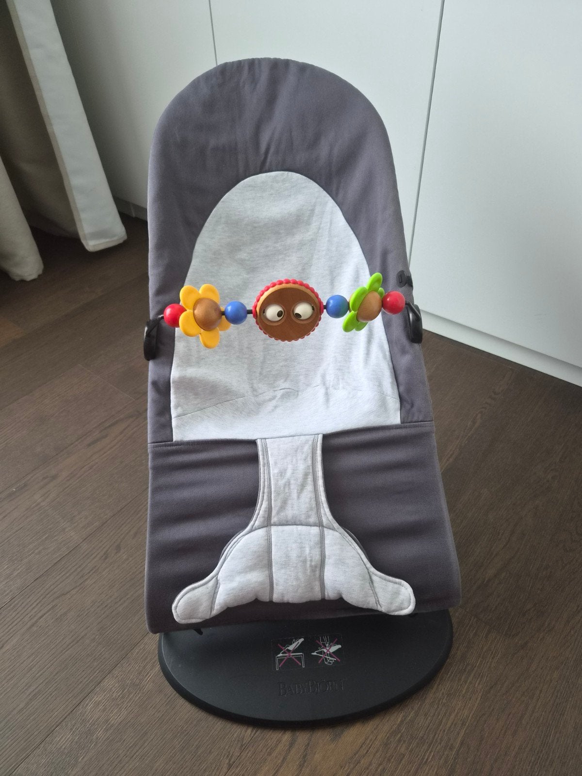 Wipper babybjorn + speeltje + 2 hoezen, Kinderen en Baby's, Wipstoeltjes, Ophalen