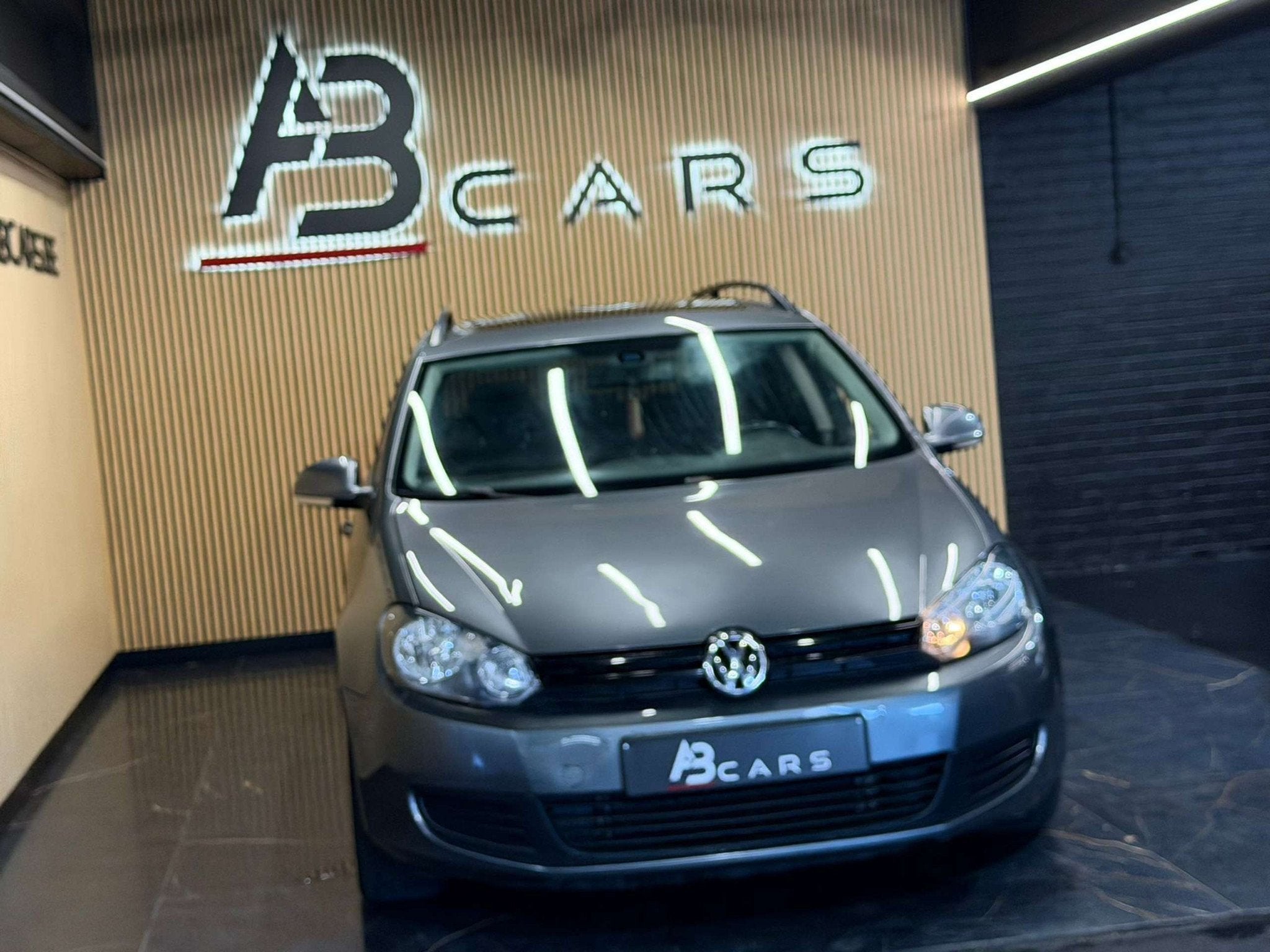Volkswagen Golf Variant SW 1.6 CR TDi Highline * TOIT PANO -, Commande vocale, Achat, 105 ch, Entreprise