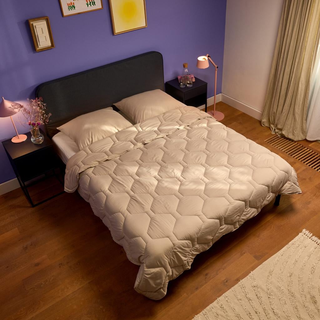 Happybed dekbed 200x200 voor het hele jaar taupe, Ophalen, Zo goed als nieuw