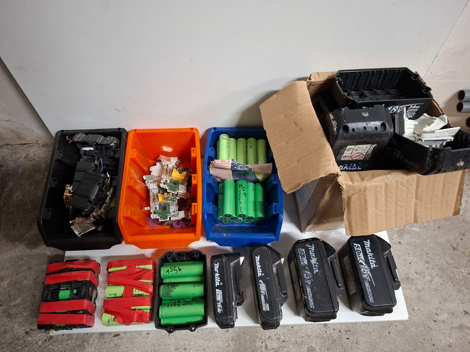 LOT: Makita 18V LXT Accu's – 10 stuks (onderdelen), Enlèvement, Utilisé, Autres types, Makita