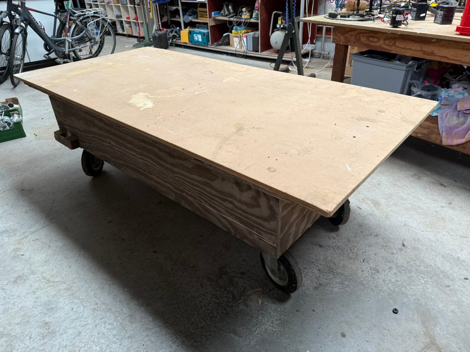 Werktafel transportkar uit schrijnwerkerij, Bricolage & Construction, Chariots de transport, Enlèvement, Utilisé, Chariot de transport