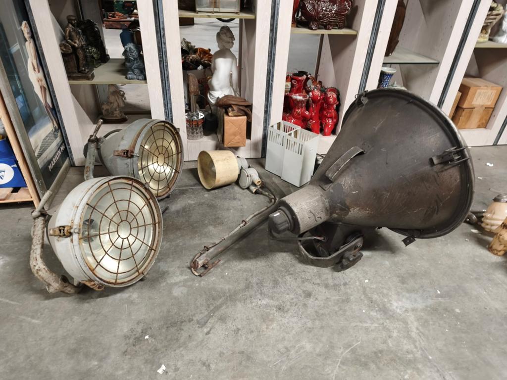 Industriële verlichting om op te knappen, Antiek en Kunst, Ophalen