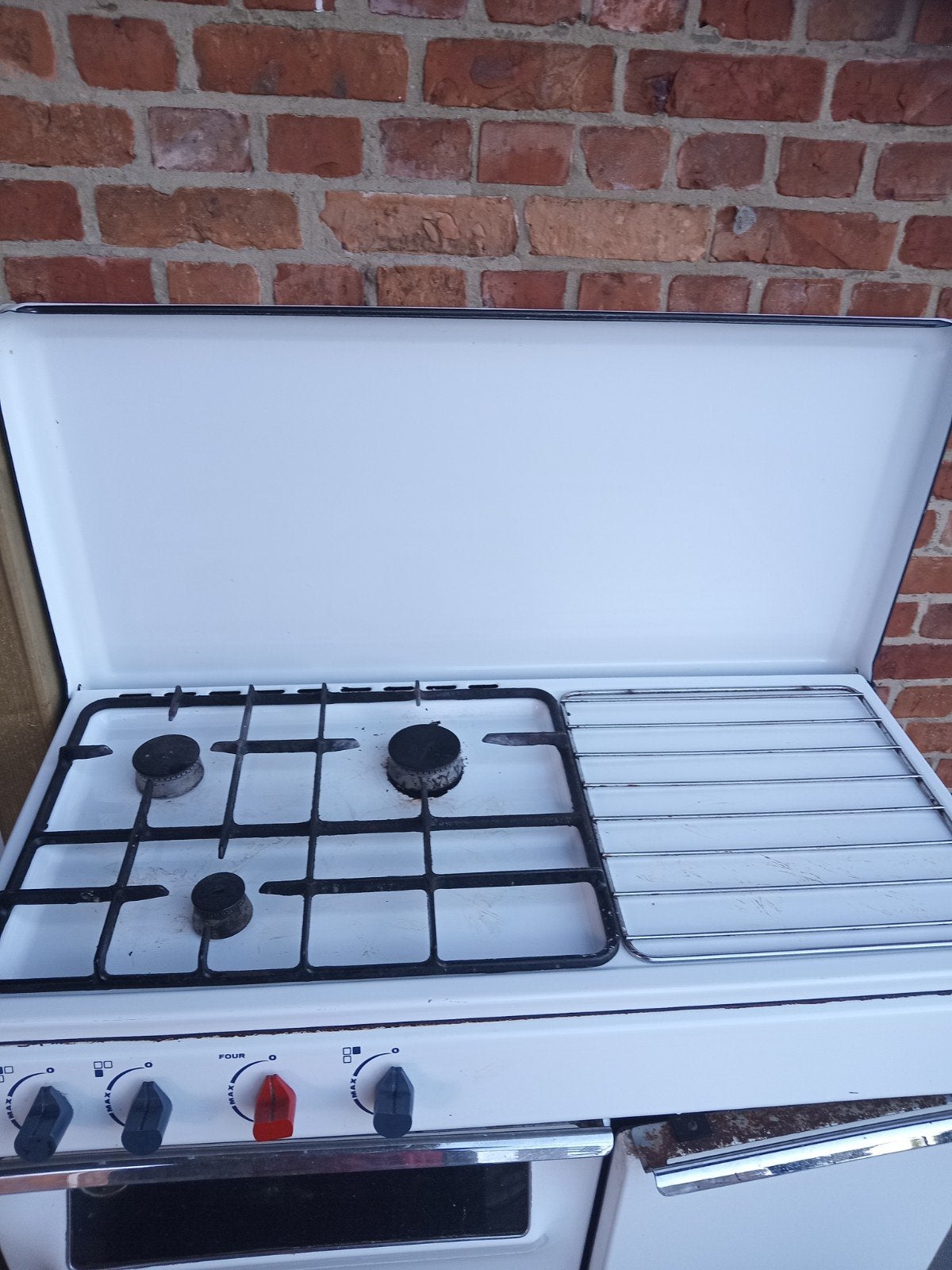 Gasoven 20€, Ophalen