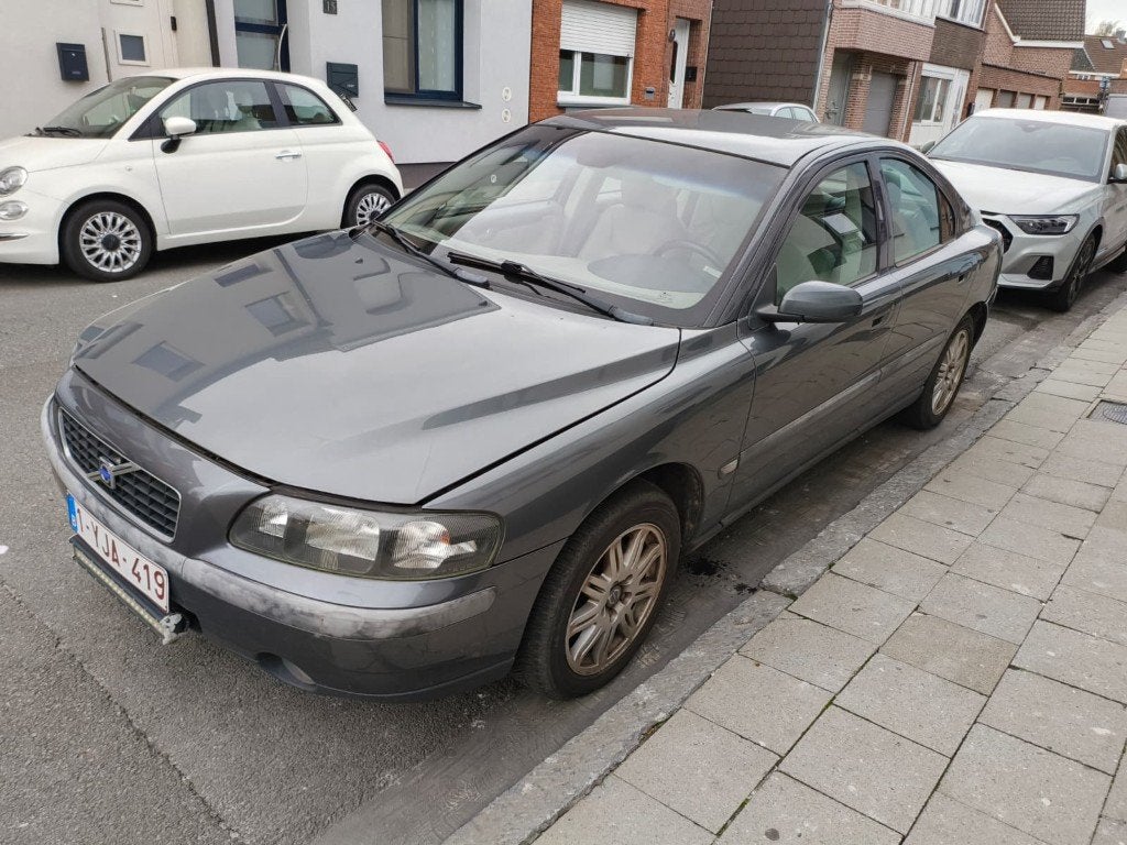 Volvo S60, Autos, Cuir, Argent ou Gris, Achat, Boîte manuelle