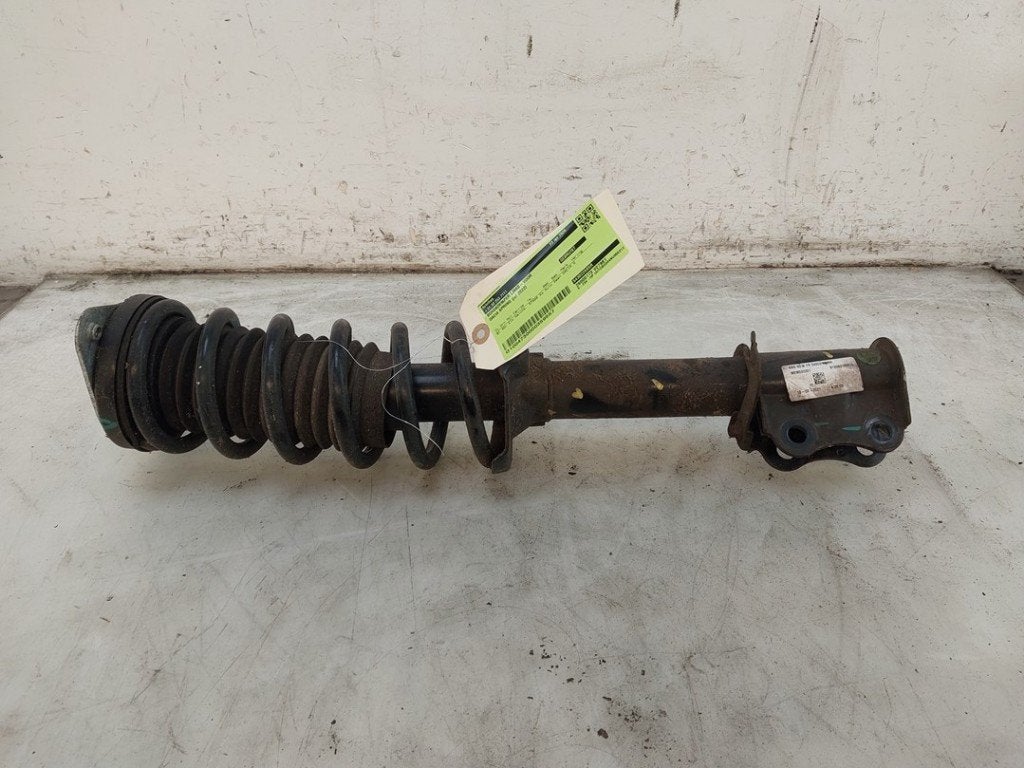 AMORTISSEUR OU ABSORBEUR DE CHOC AVANT GAUCHE (|543022595R|), Dacia, Renault Deutschland AG, Utilisé, Peter-Huppertz-Straße 5
51063  Köln, DE