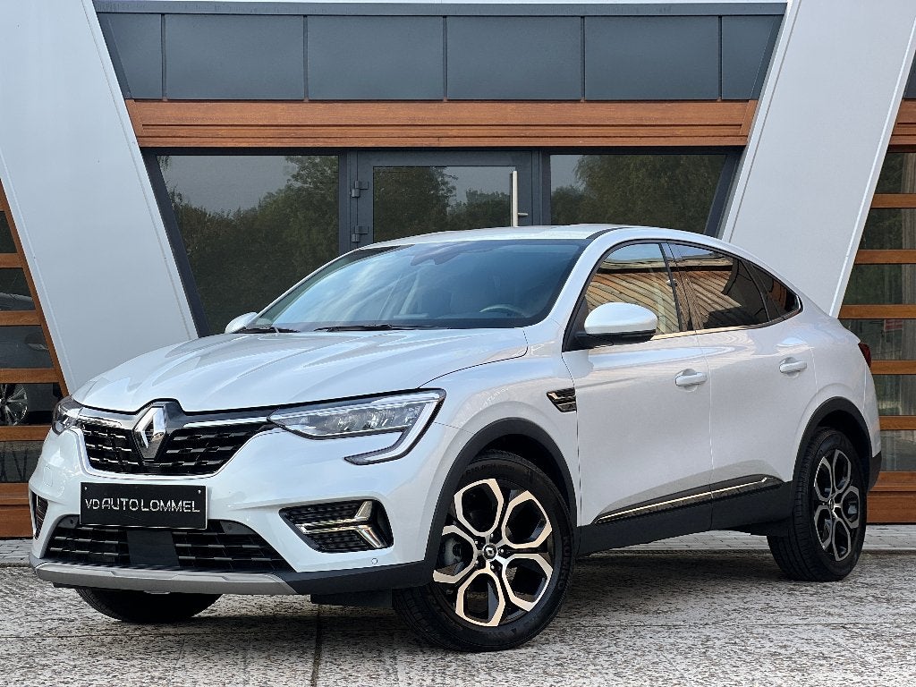 Renault Arkana 1.3i '23 - AUTOMAAT/ LED/ CAMERA/ 17000KM, Auto's, Euro 6, 4 cilinders, Leder en Stof, Bedrijf