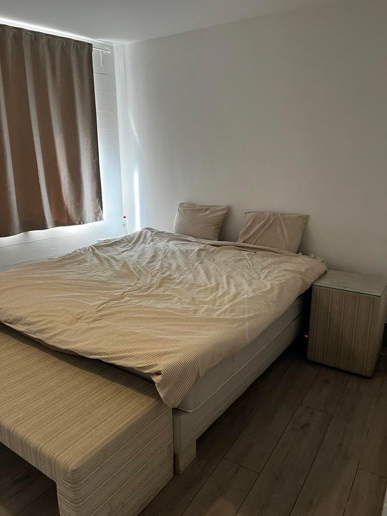 Double bed boxsprings, Huis en Inrichting, Slaapkamer | Boxsprings, Ophalen, Tweepersoons, Zo goed als nieuw, 180 cm