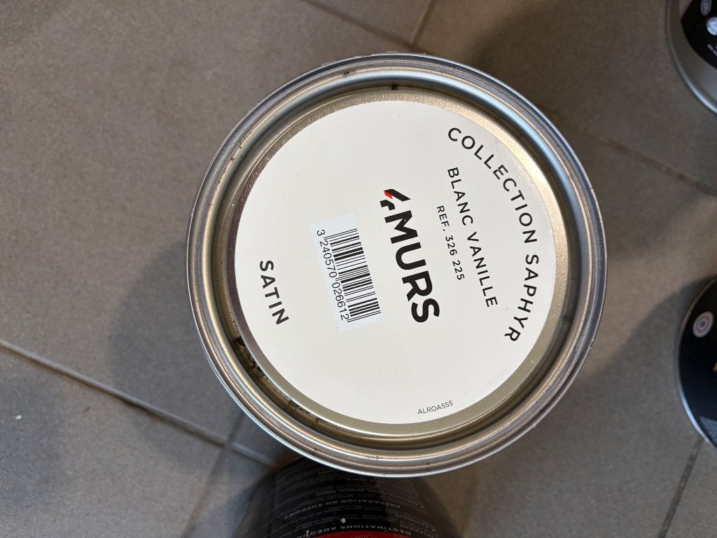 Peinture blanc vanille 2,5l satin, Neuf, Moins de 5 litres, Enlèvement, Peinture
