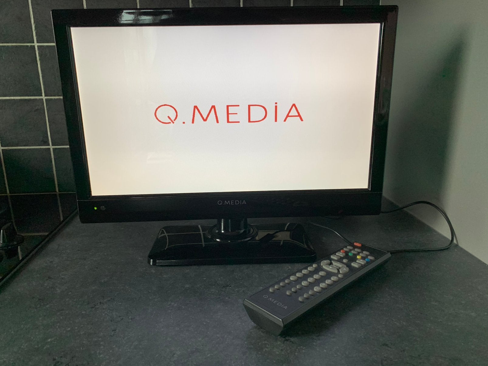 Full HD Led TV 17,3’´, Audio, Tv en Foto, Ophalen, Zo goed als nieuw, LED