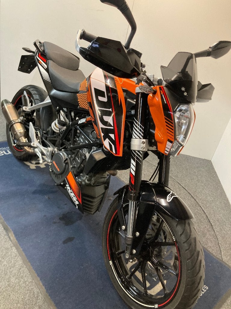 KTM Duke 200 MY'13 ref. LS 3414, Motoren, Occasion, Bedrijf, Minimaal motorrijbewijs A2, 200 cc