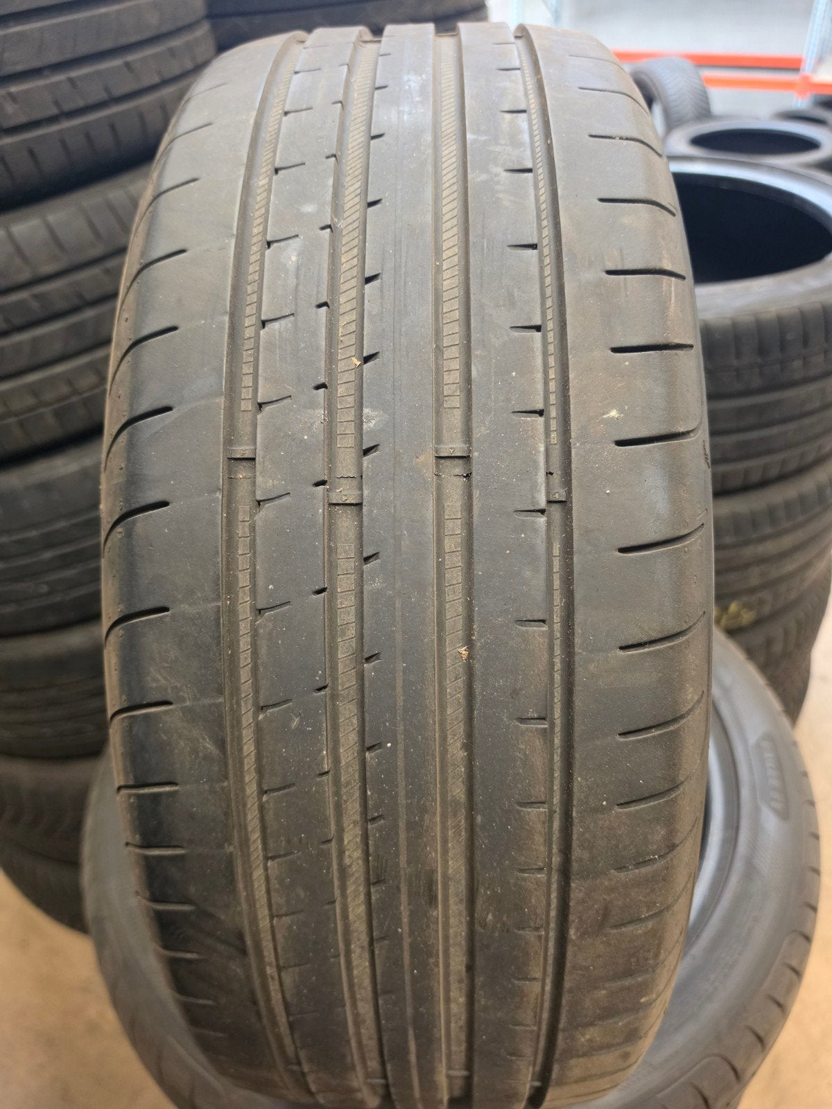235/45 r19 Goodyear 23545r19, Enlèvement ou Envoi