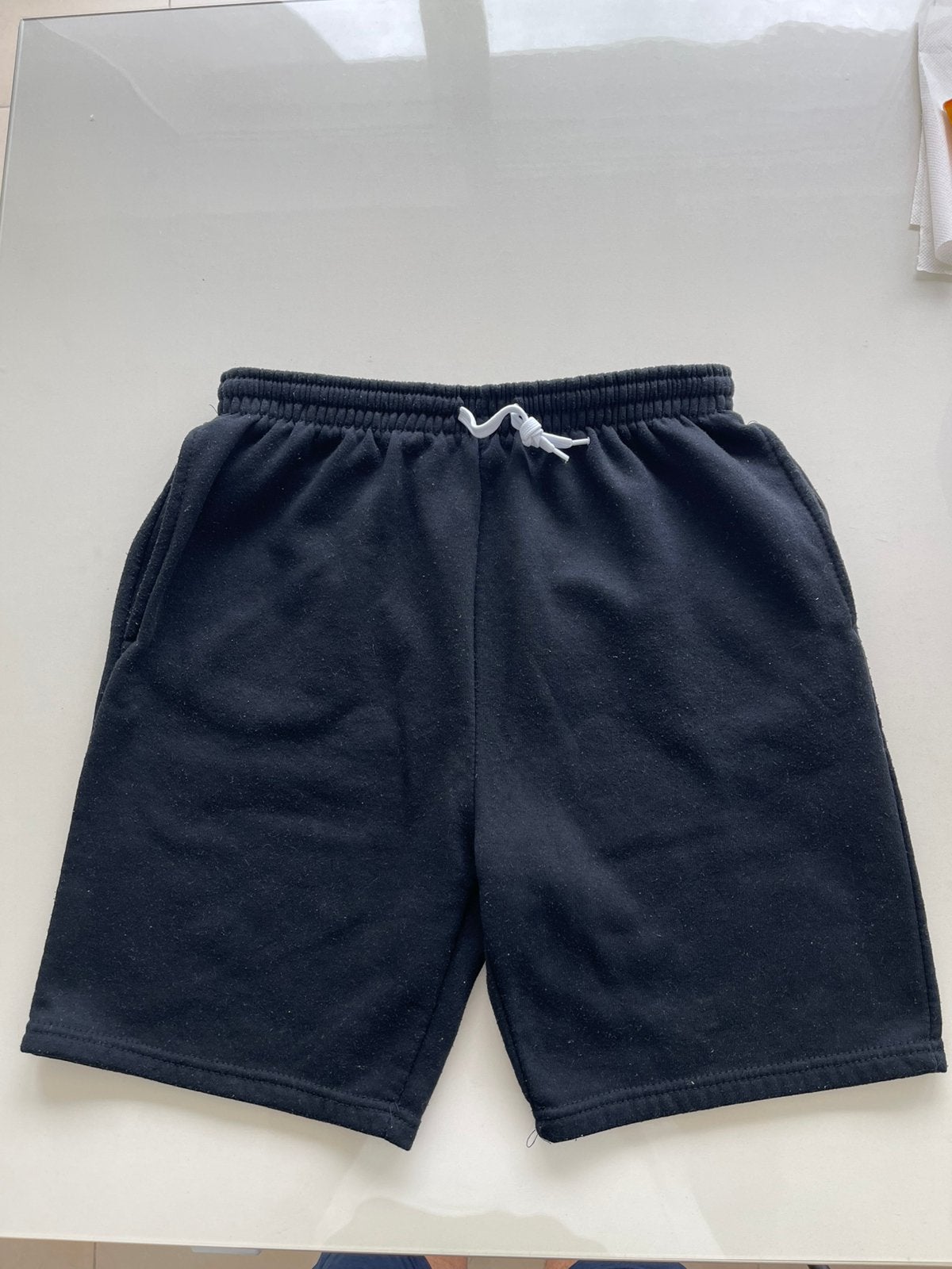 Zwart sportbroekje   sweatshorts / sportbroekje – Maat L, Ophalen of Verzenden, Zo goed als nieuw, Maat 52/54 (L), Wit