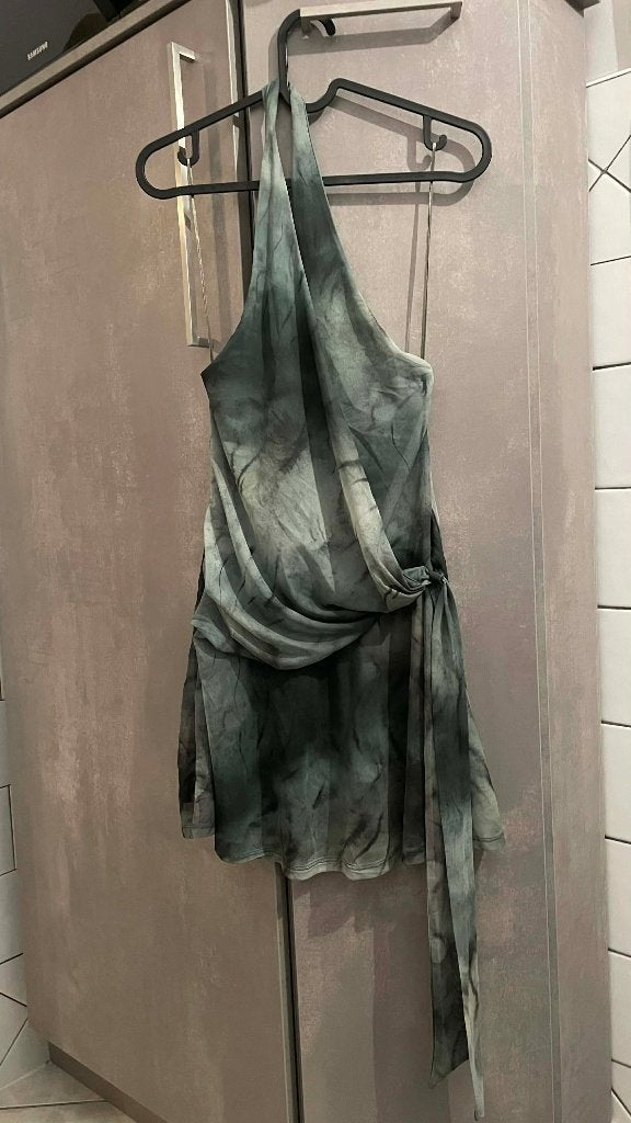 NIEUW PULL&BEAR S korte jurk met halterrug, Nieuw, Ophalen of Verzenden, Boven de knie, Groen